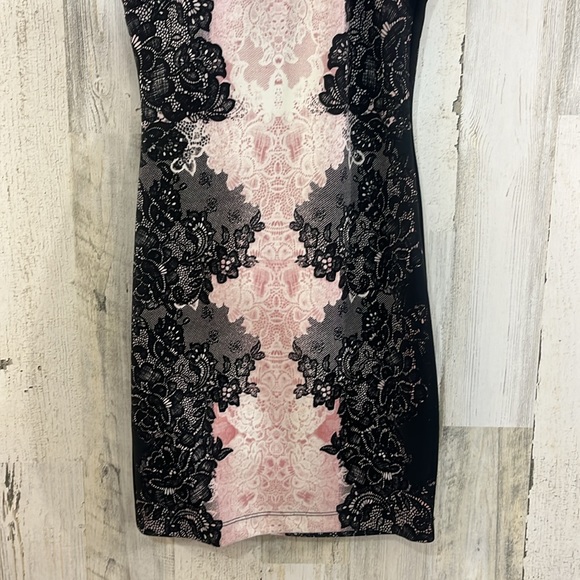 B Darlin  Womens Juniors' Printed High-Neck Bodycon Dress size 1 / 2 - Picture 3 of 13